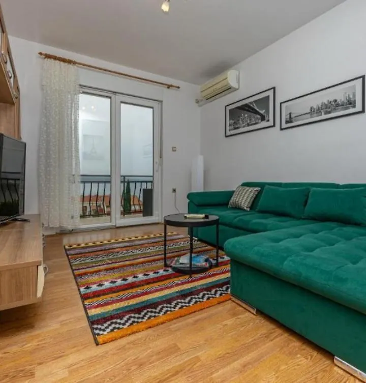 Apartment Paulo Crikvenica